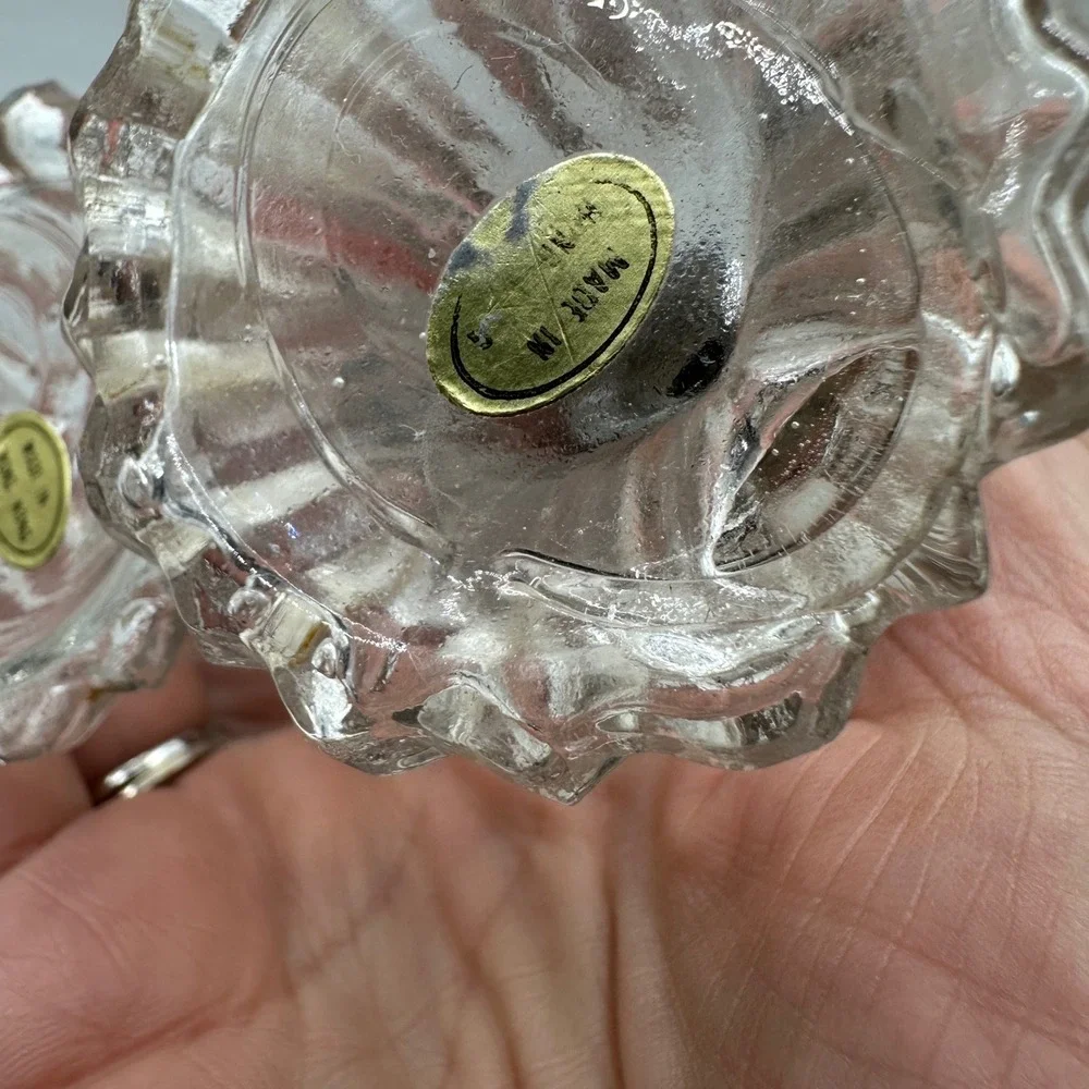 Vintage Fluted Clear Glass Salt and Pepper‎ Shakers Metal Tops Made in Hong Kong